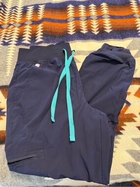 FIGS FreeX Navy small P Jogger Pants with Teal Drawstring set. Thermal!